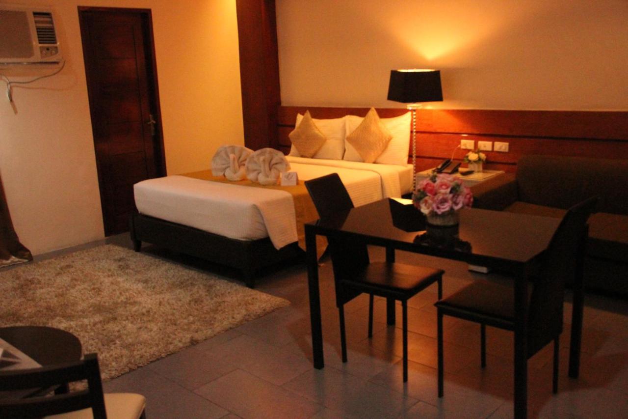 Grace Crown Hotel Angeles Kültér fotó