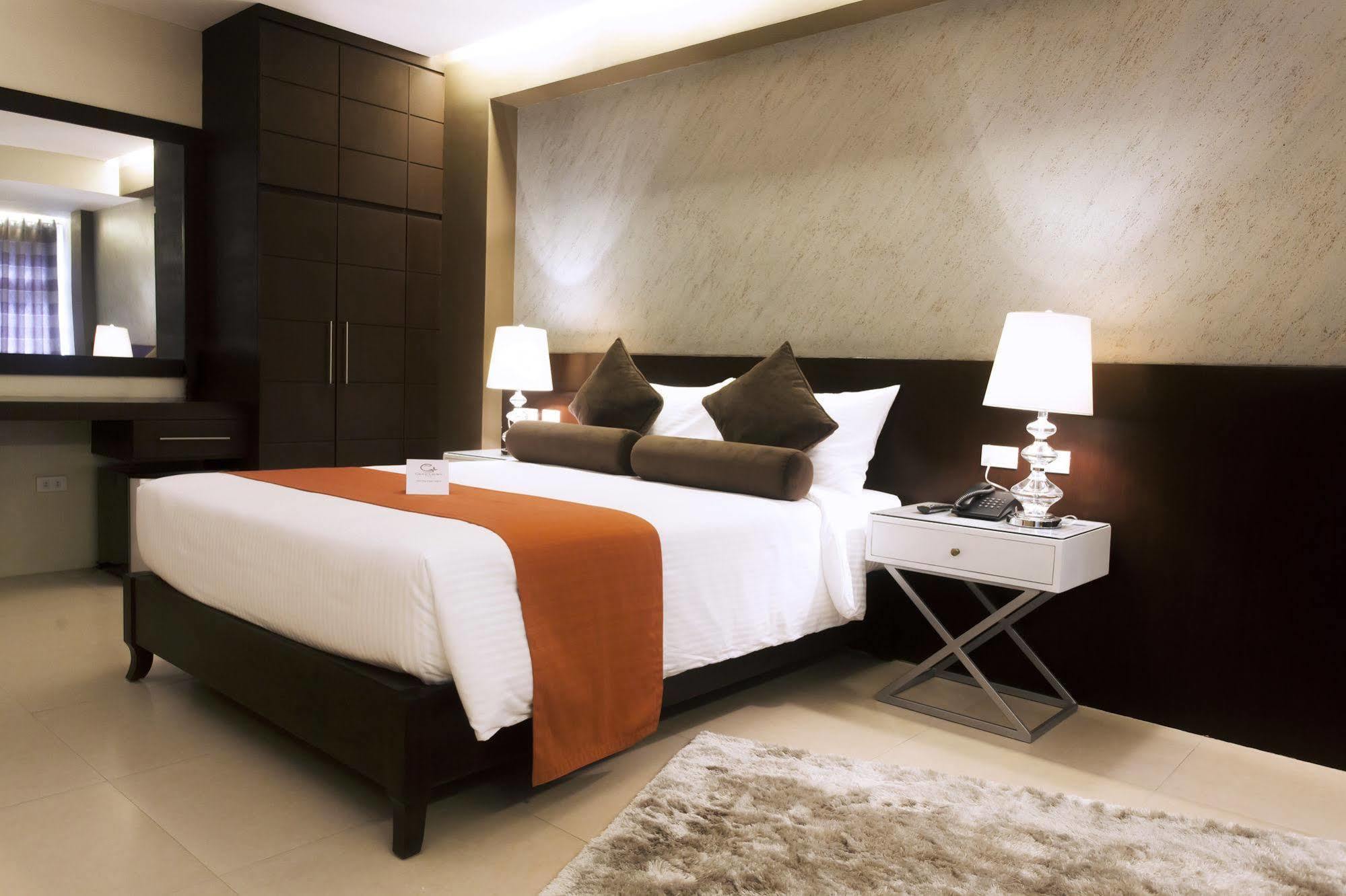 Grace Crown Hotel Angeles Kültér fotó